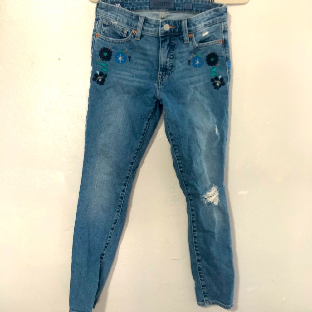 Size 2 Lucky Brand Jeans